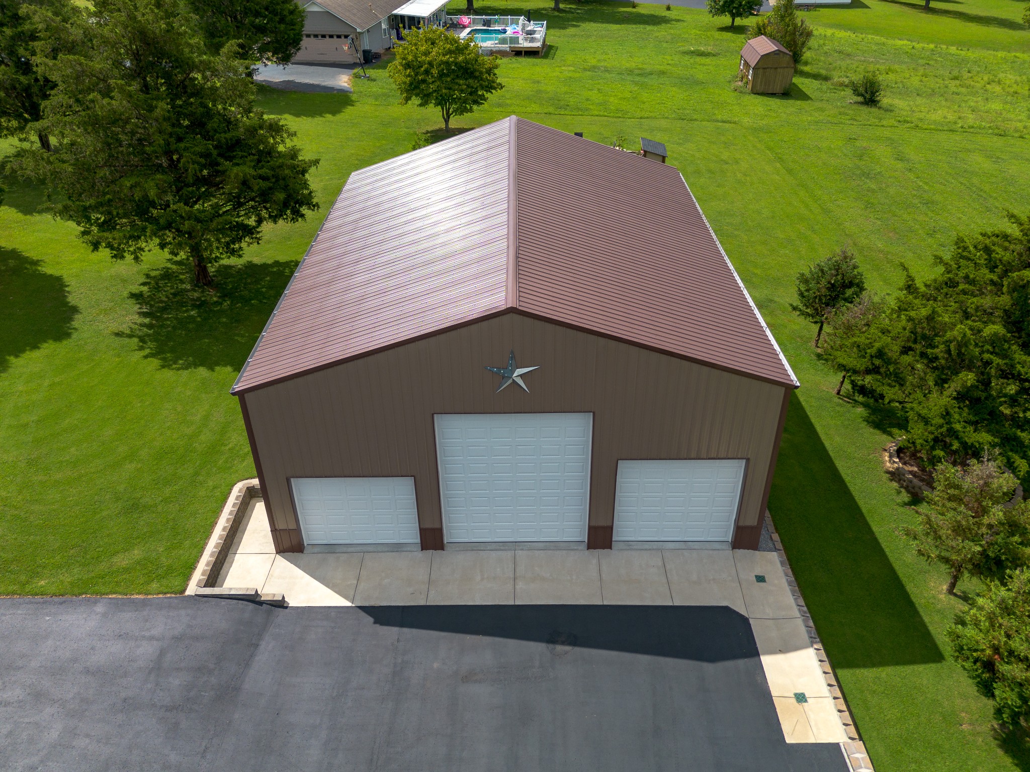 Photo 5 of 53 of 283 Red Oak Trl house