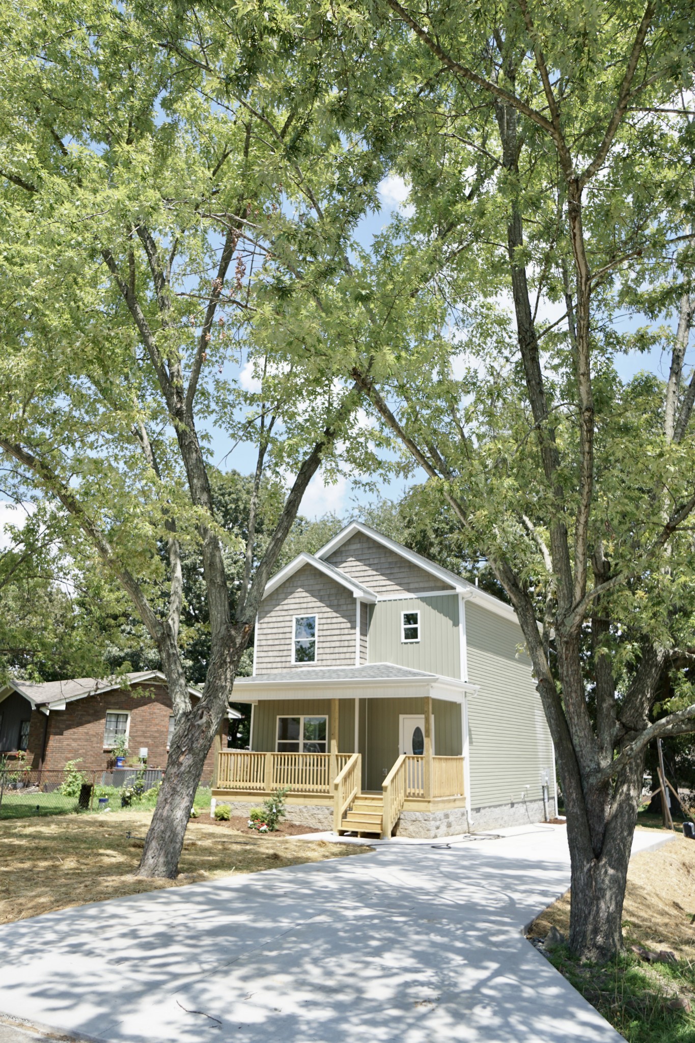 Photo 1 of 25 of 308 Grace St house