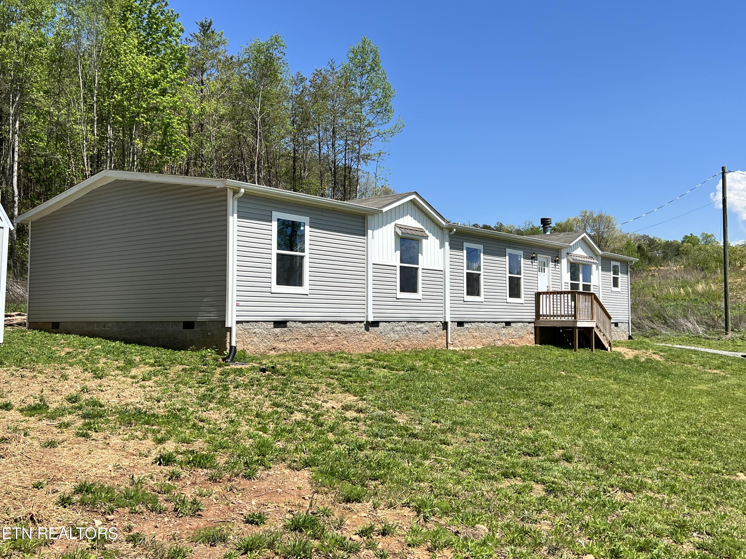 Photo 4 of 57 of 534 Wiggins Rd mobile home