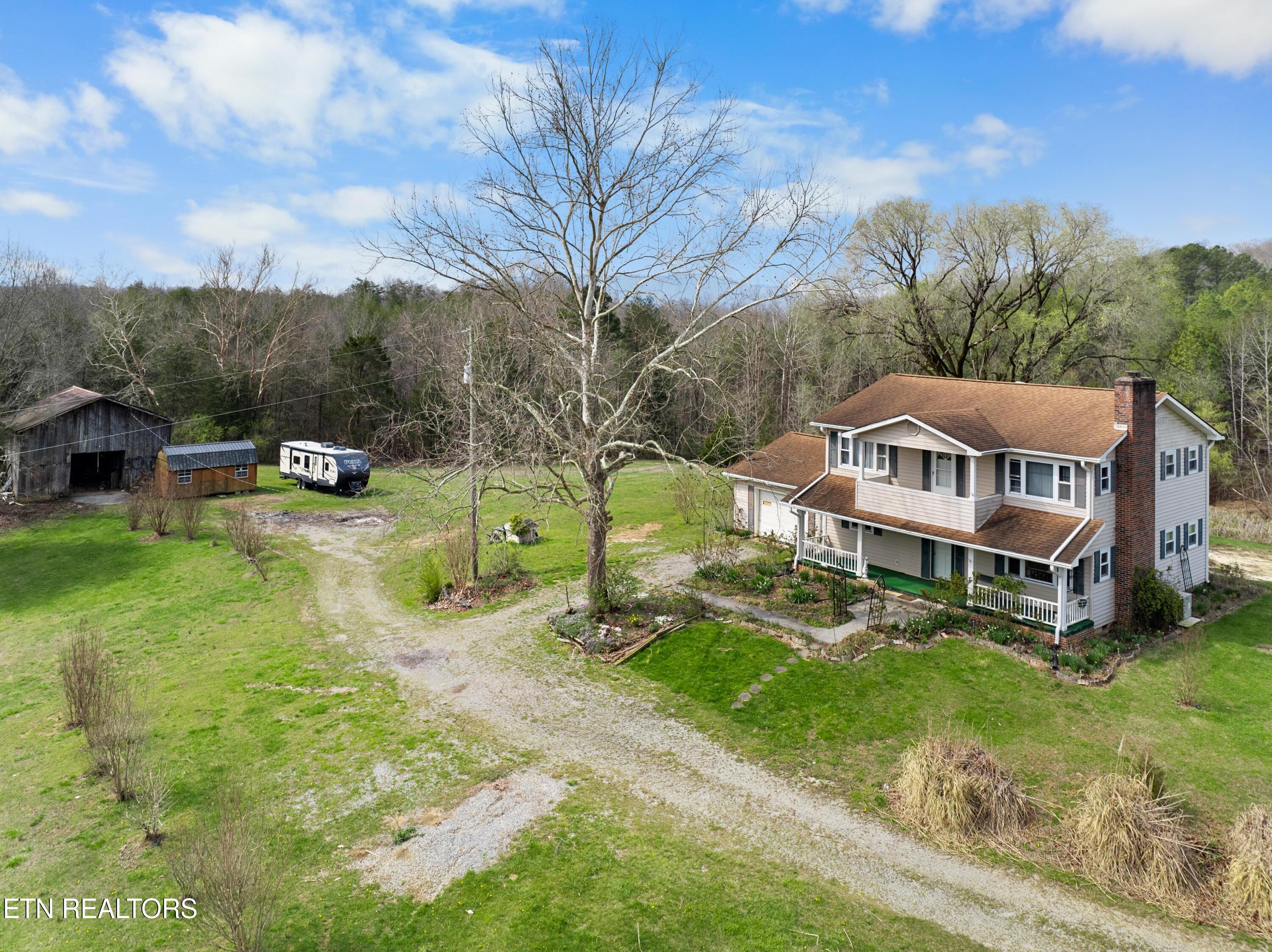 Photo 3 of 44 of 125 Lick Creek Rd house