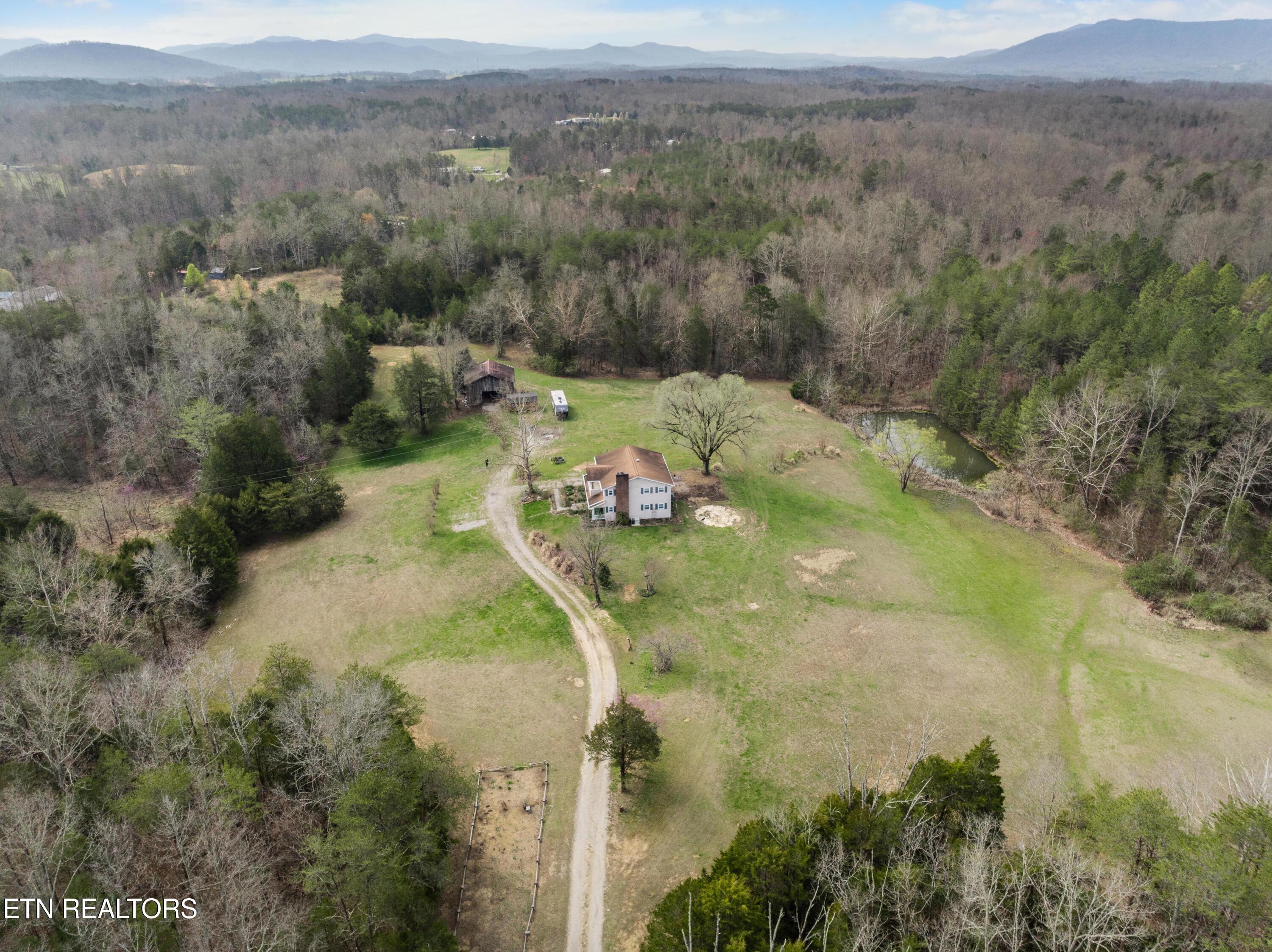 Photo 31 of 44 of 125 Lick Creek Rd house