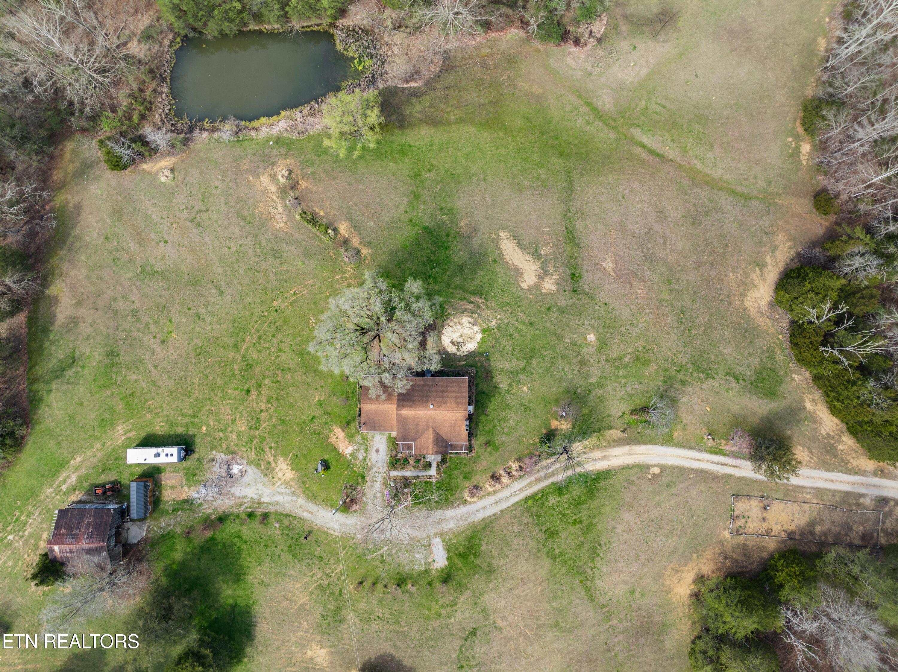 Photo 6 of 44 of 125 Lick Creek Rd house