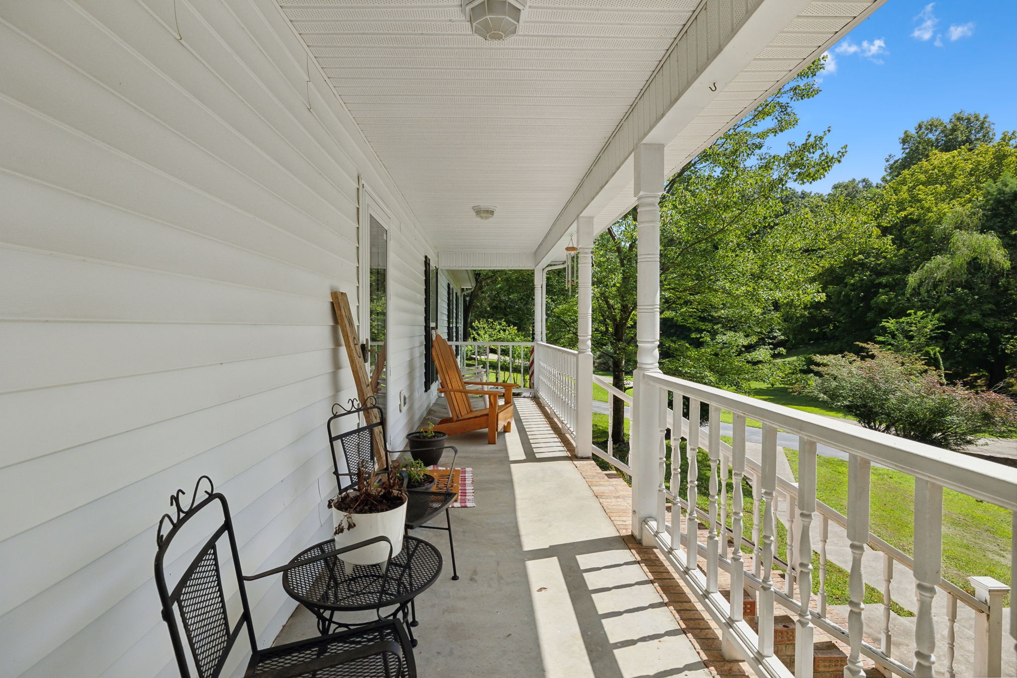 Photo 2 of 40 of 305 Provins Ct house