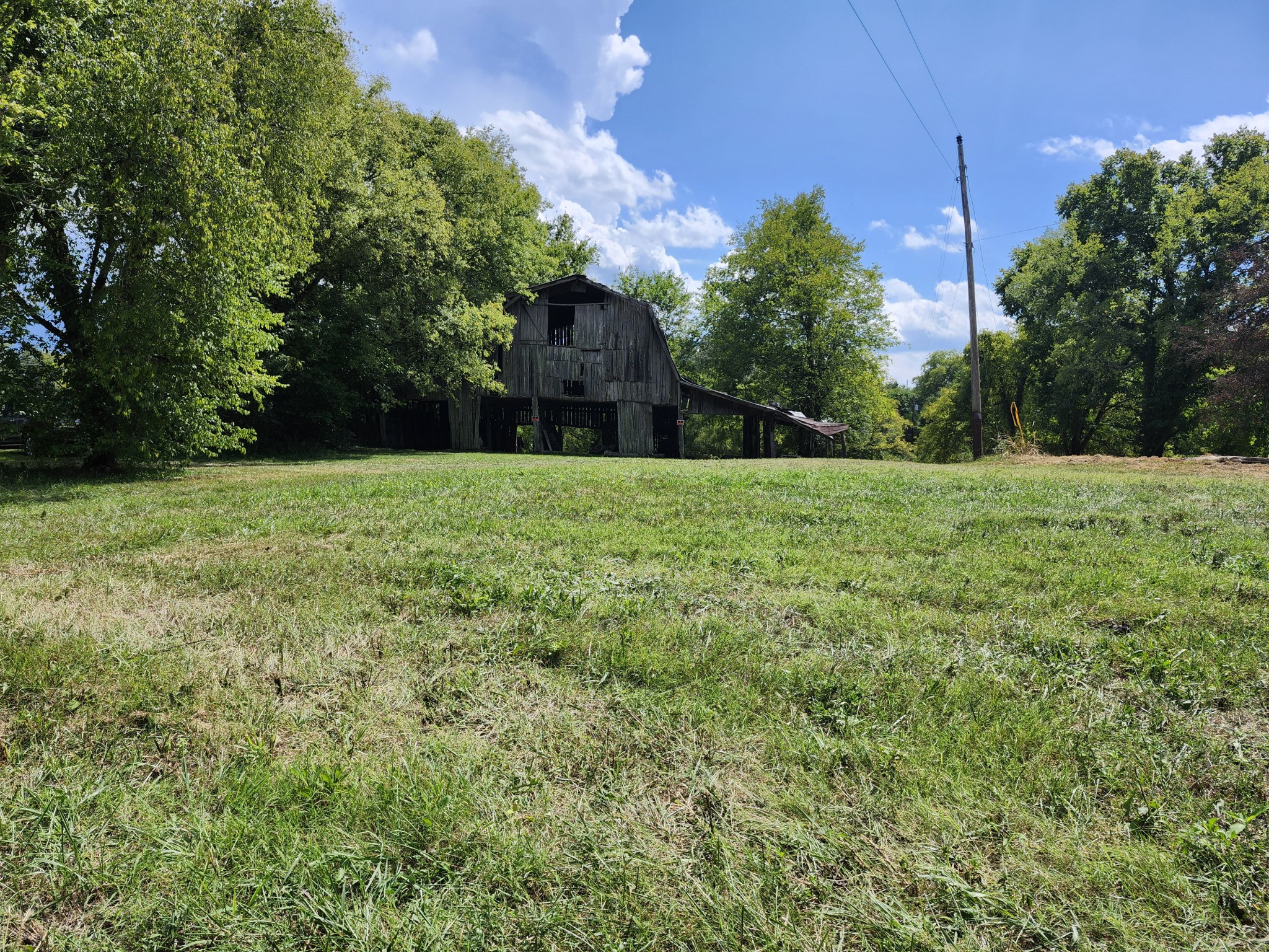 Photo 2 of 5 of 320 Mount Olivet Rd land