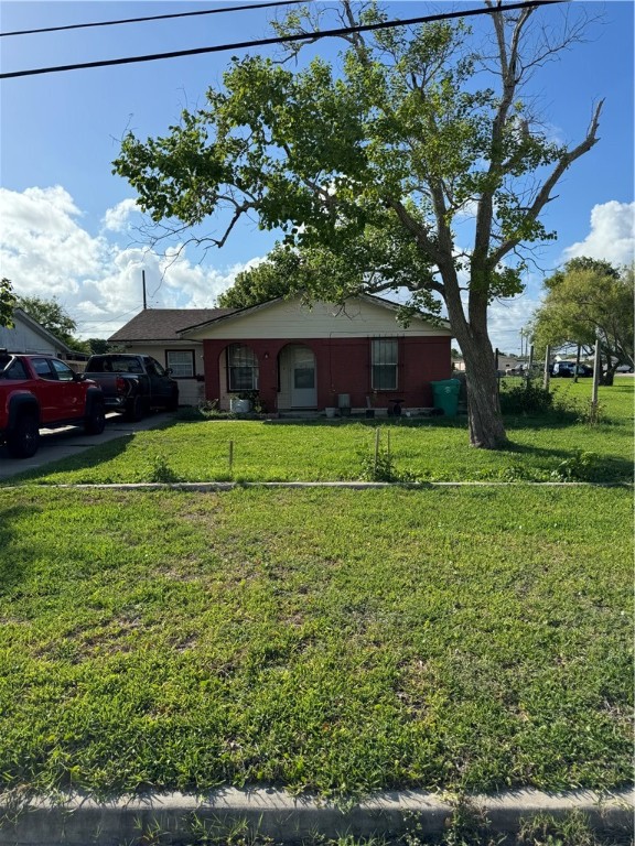 Photo 1 of 26 of 151 N 13th Street house