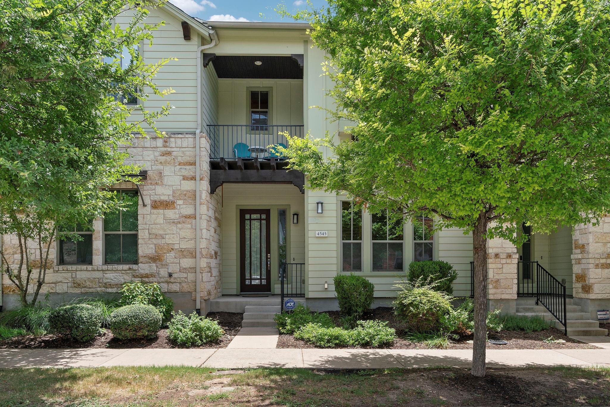 Photo 1 of 33 of 4545 Mattie ST townhome