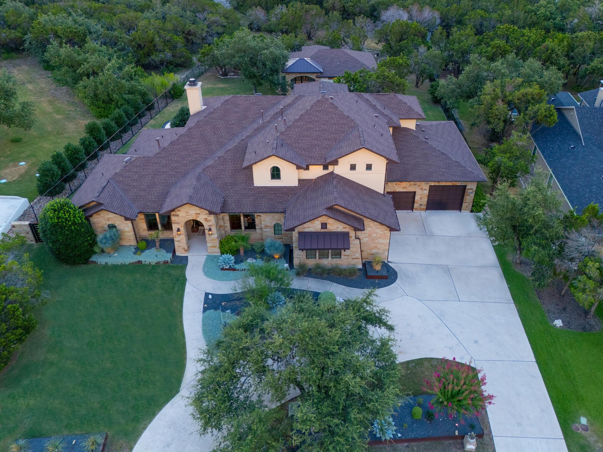 Photo 1 of 36 of 3309 Scenic Overlook TRL house