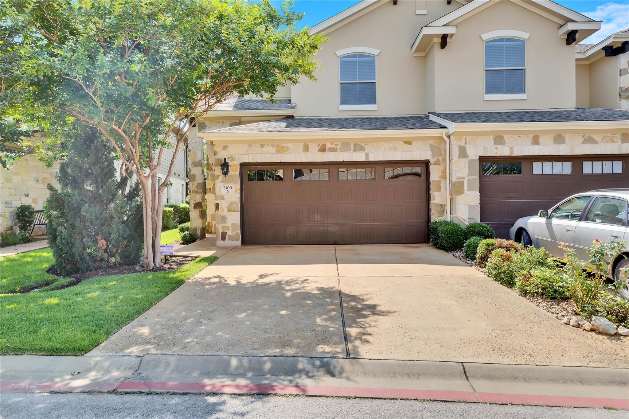 Photo 1 of 27 of 7309 Colina Vista LOOP A condo