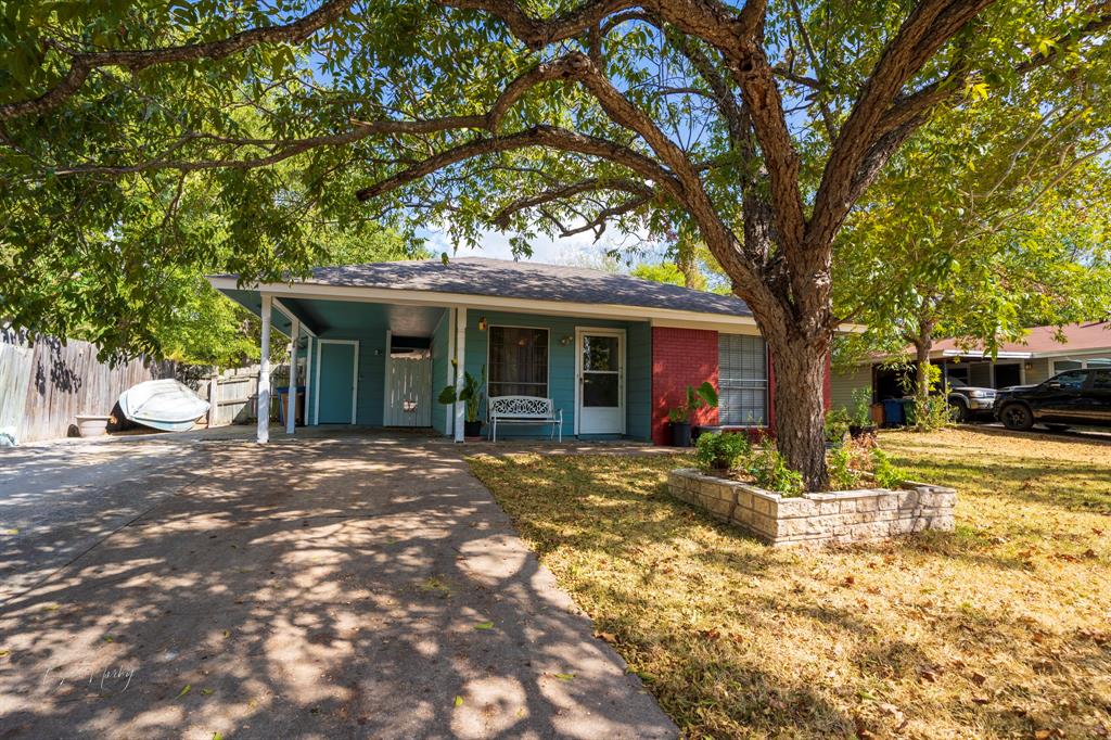 Photo 1 of 20 of 5803 Glenhollow PATH house