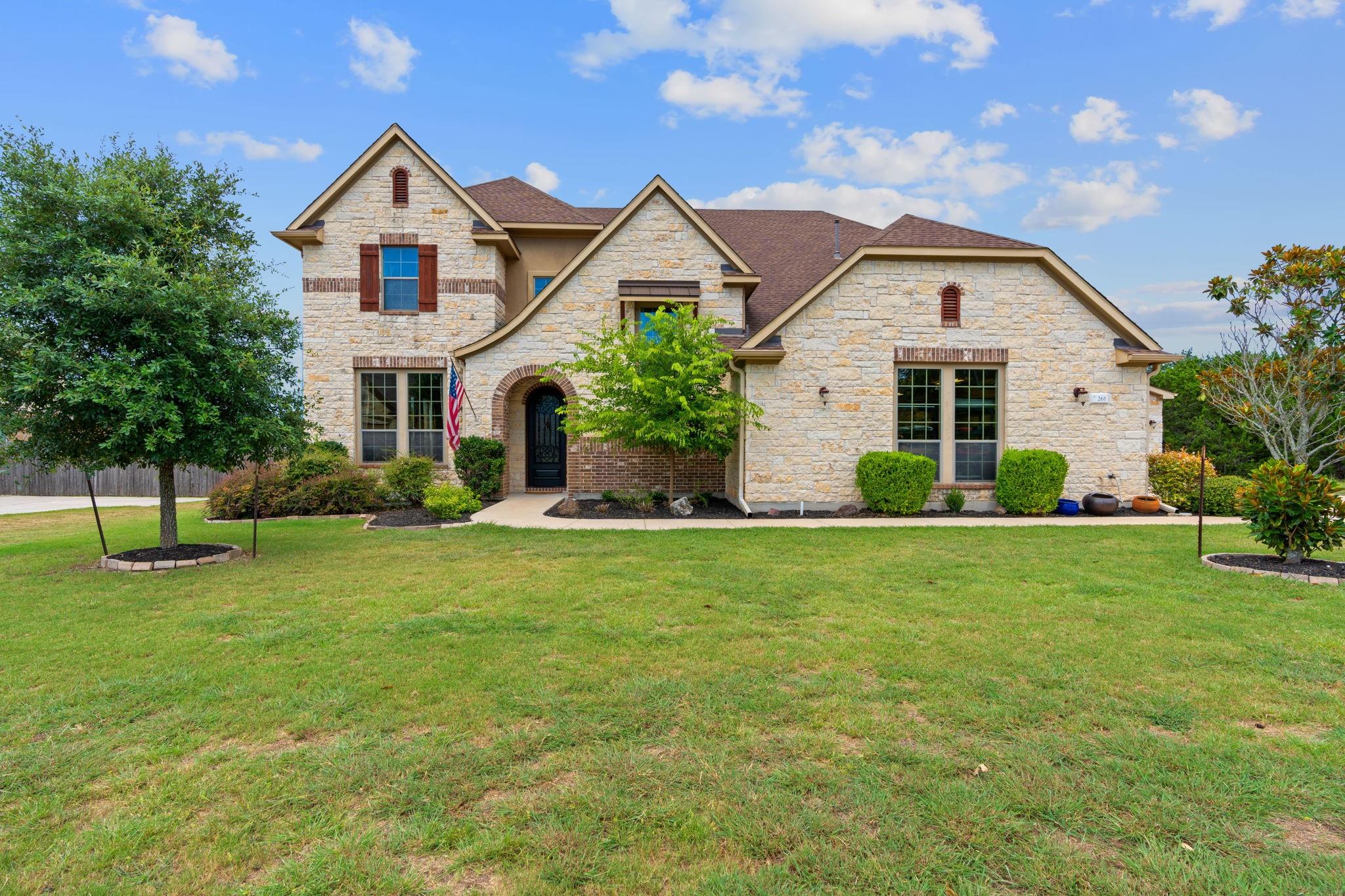 Photo 1 of 40 of 261 Stoney Point RD house