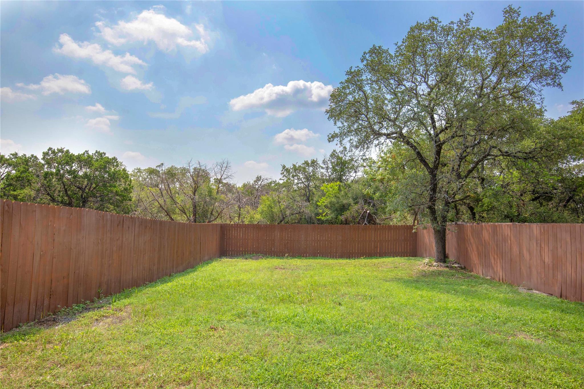 Photo 4 of 26 of 11609 Rustic Rock DR A townhome