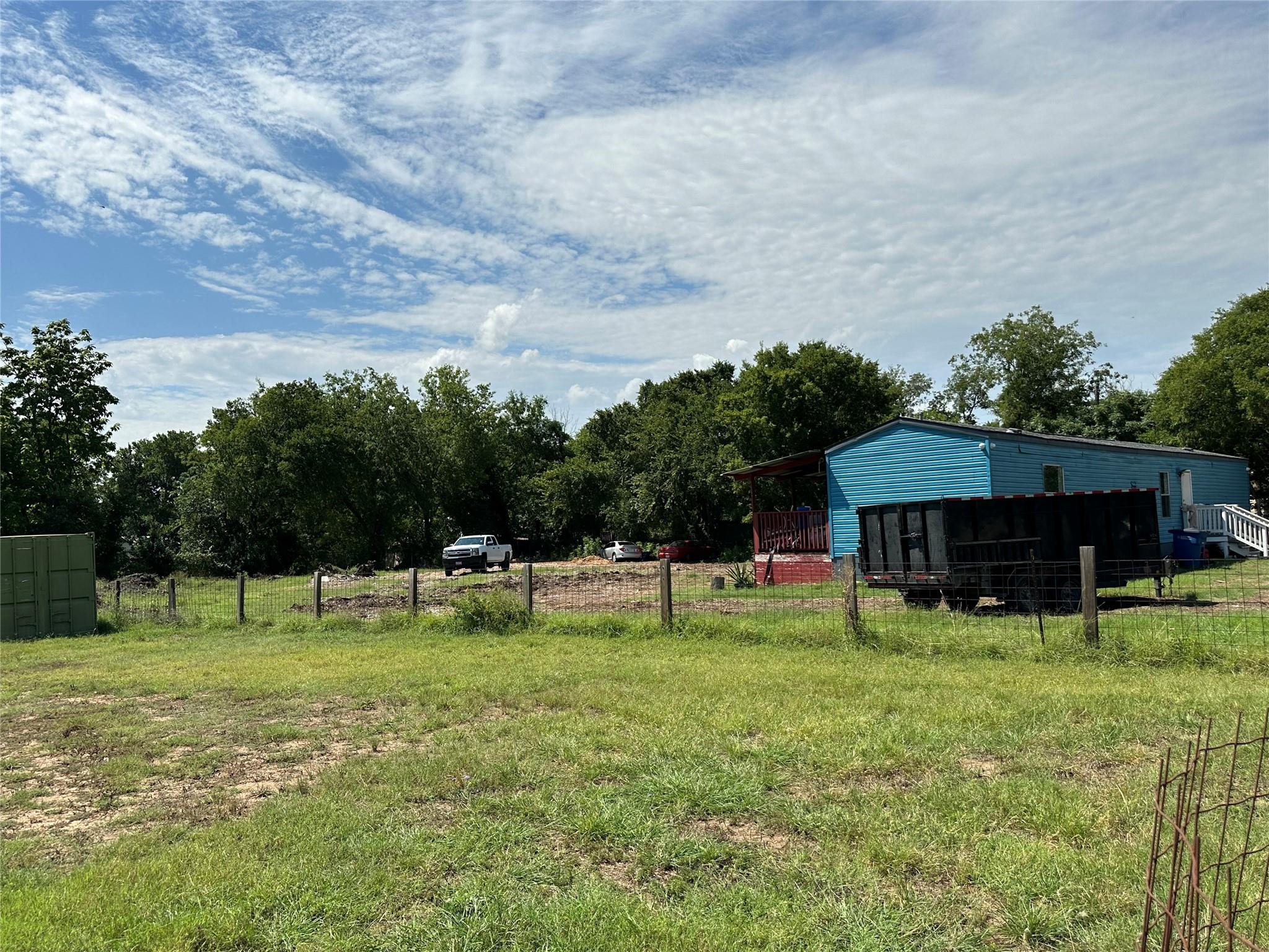 Photo 4 of 9 of 4503 Norwood LN mobile home