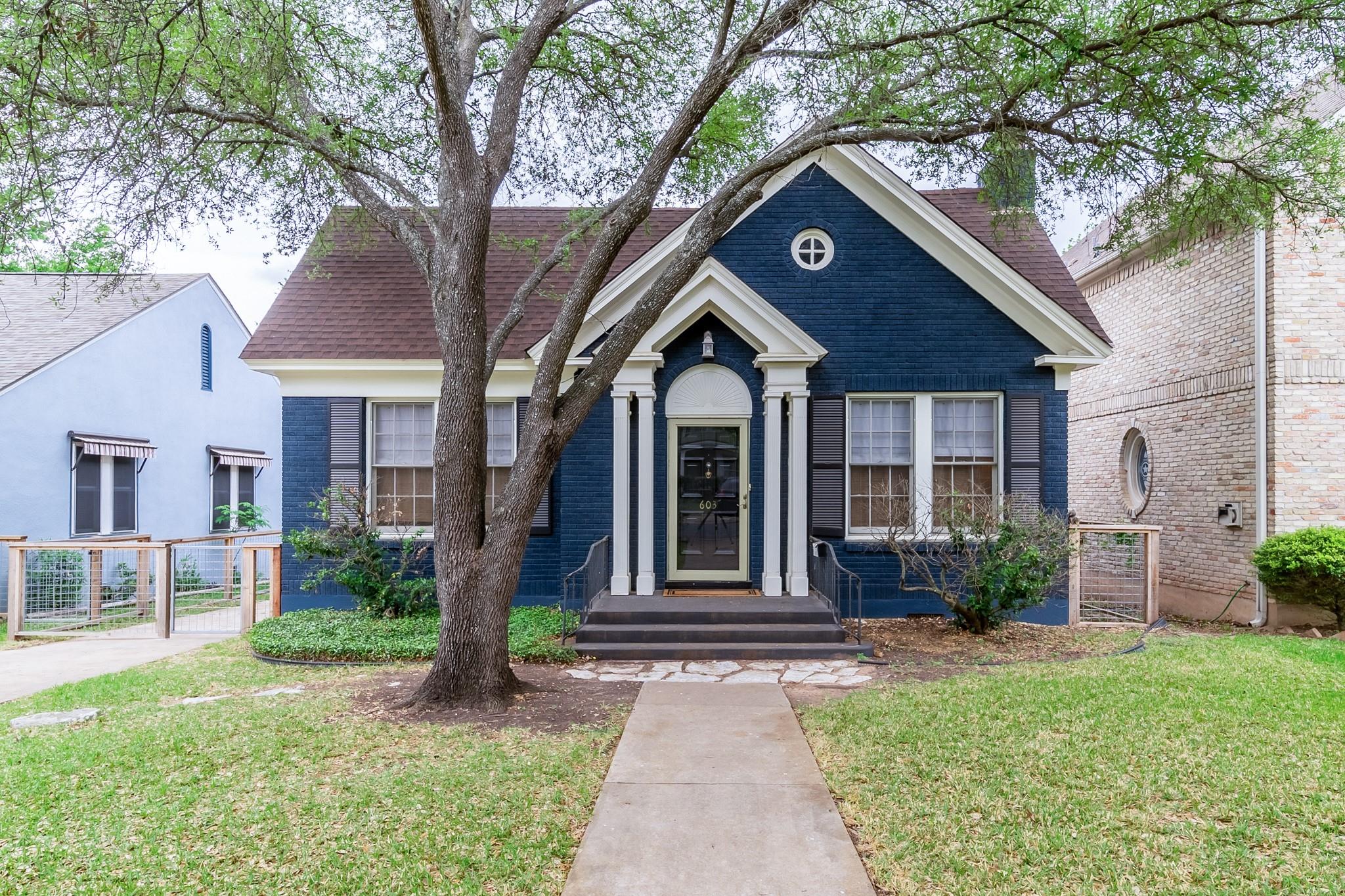 Photo 1 of 39 of 603 Texas Ave house