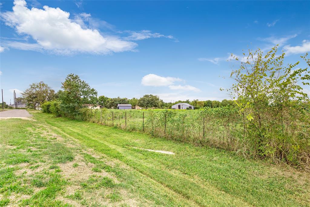 Photo 6 of 7 of 14443 Hatcherville Road house