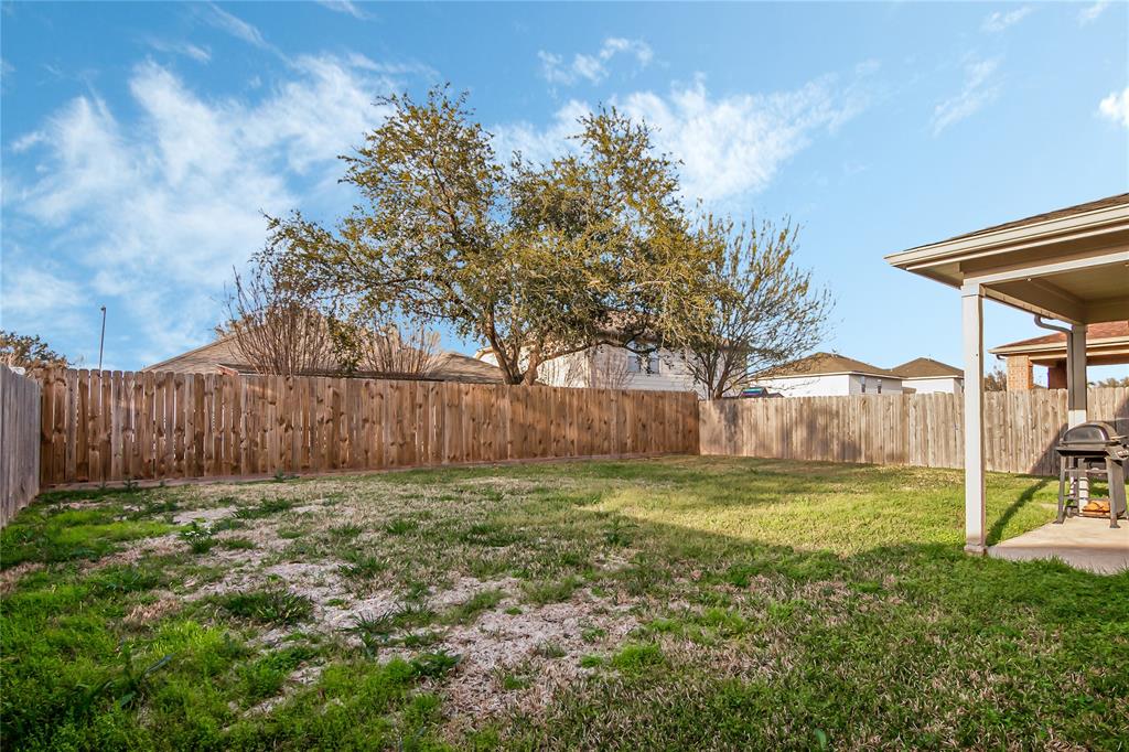 Photo 5 of 23 of 5339 Aloe Avenue house