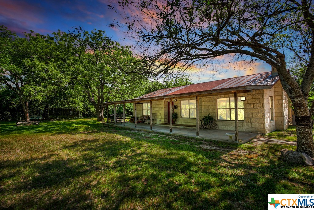 Photo 1 of 14 of 1068 Ranch Road 165 house