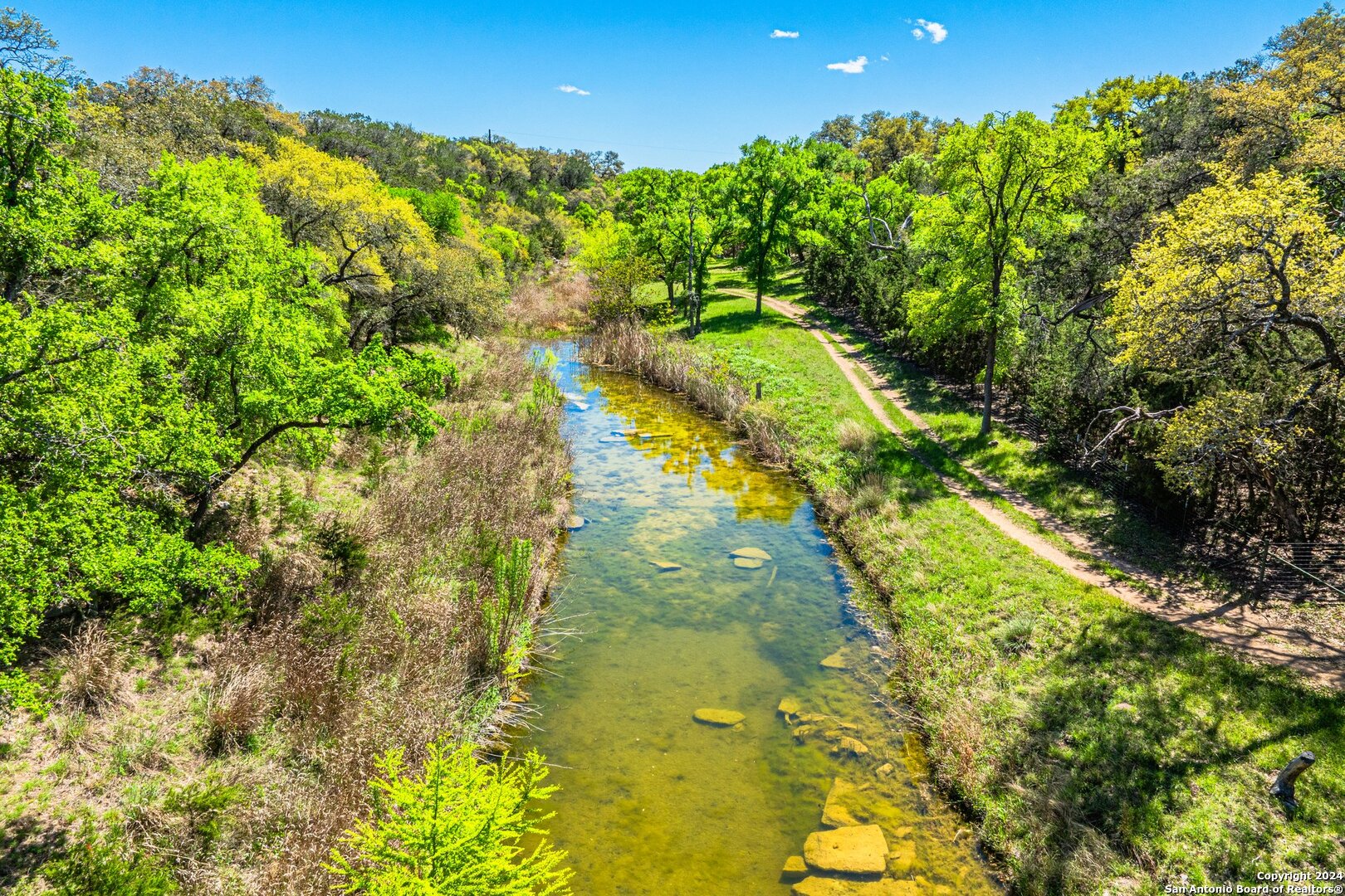 Photo 1 of 39 of 29300 BOERNE STAGE land