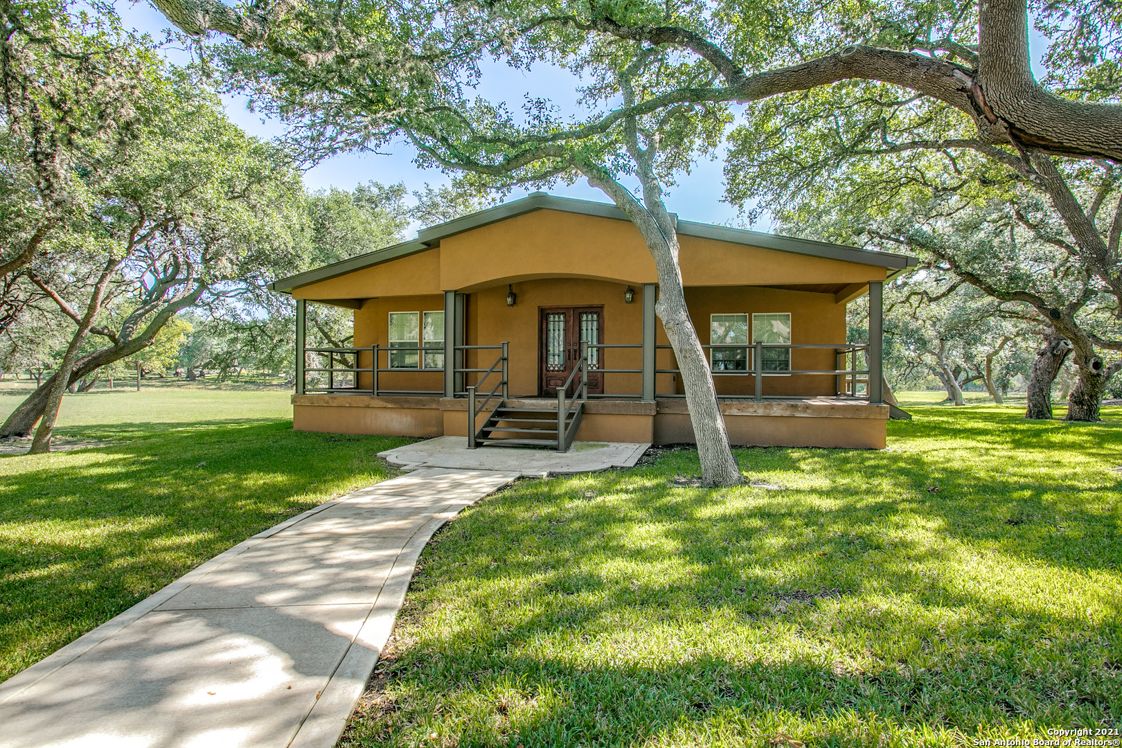 Photo 10 of 63 of 49 SCENIC LOOP RD house