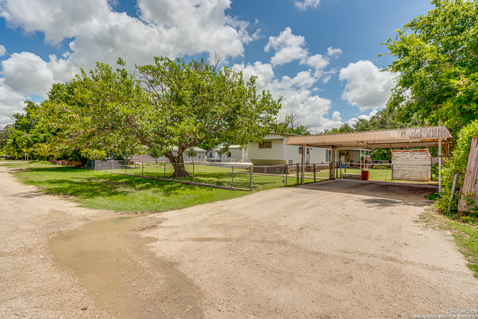 Photo 14 of 14 of 29016 BLUEBERRY DR mobile home