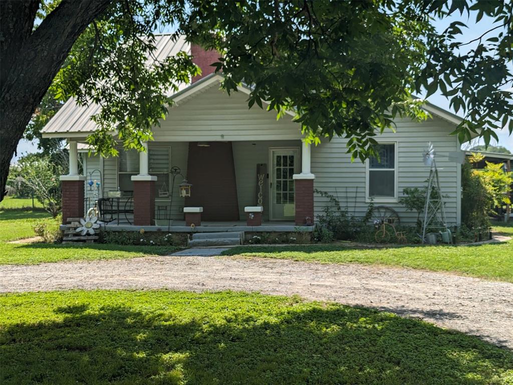 Photo 1 of 32 of 461 W Hobbs Street house