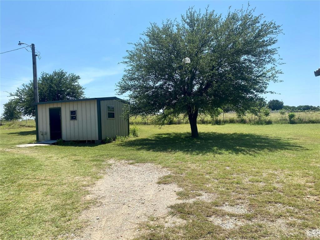 Photo 8 of 16 of 1244 County Road 4680 mobile home