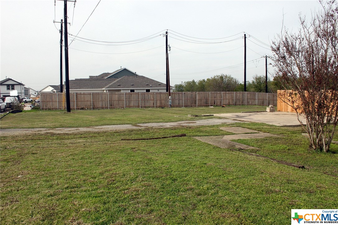 Photo 32 of 33 of 12000 Mustang Mesa Drive mobile home