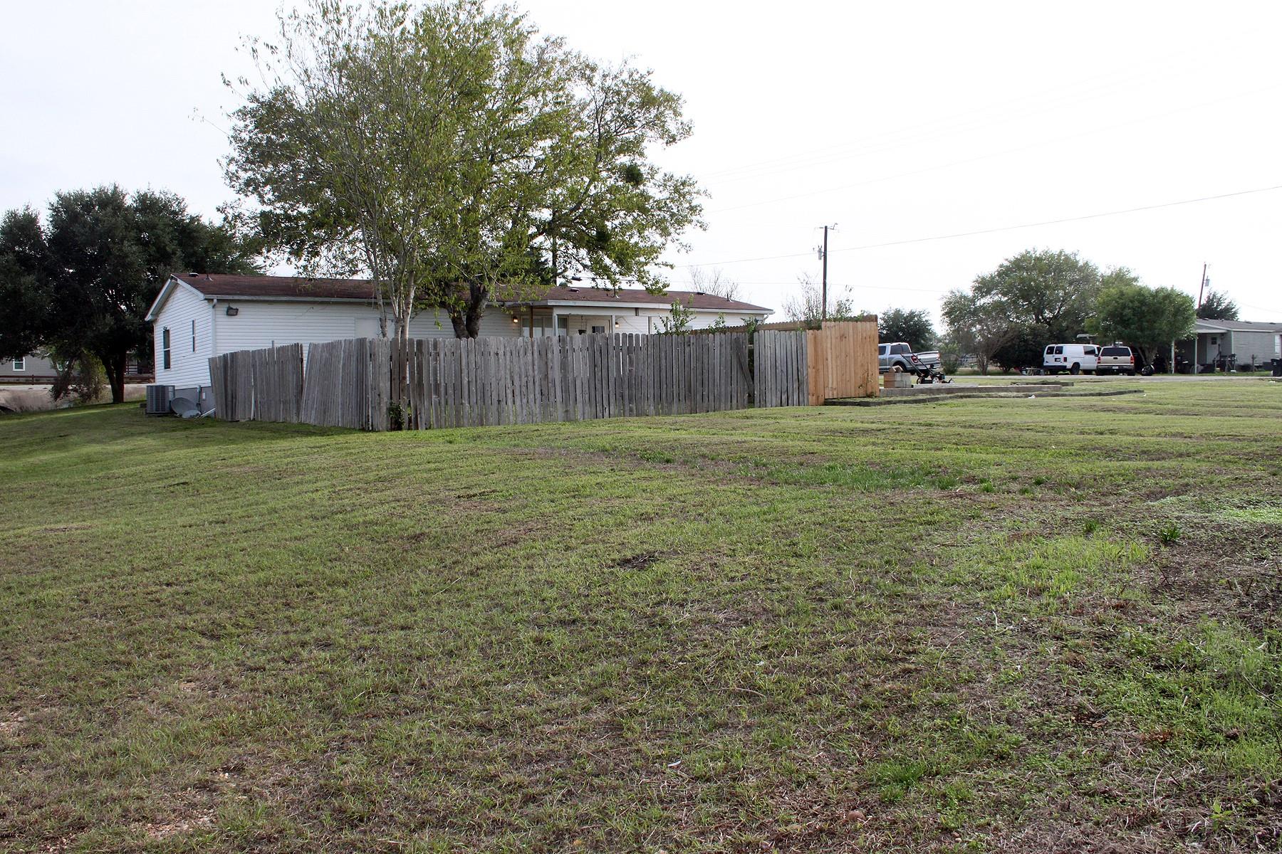 Photo 21 of 34 of 12000 Mustang Mesa DR mobile home