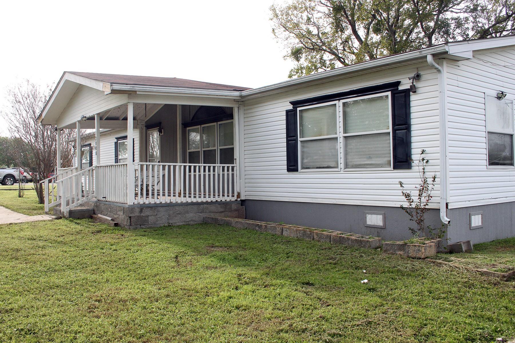 Photo 3 of 34 of 12000 Mustang Mesa DR mobile home