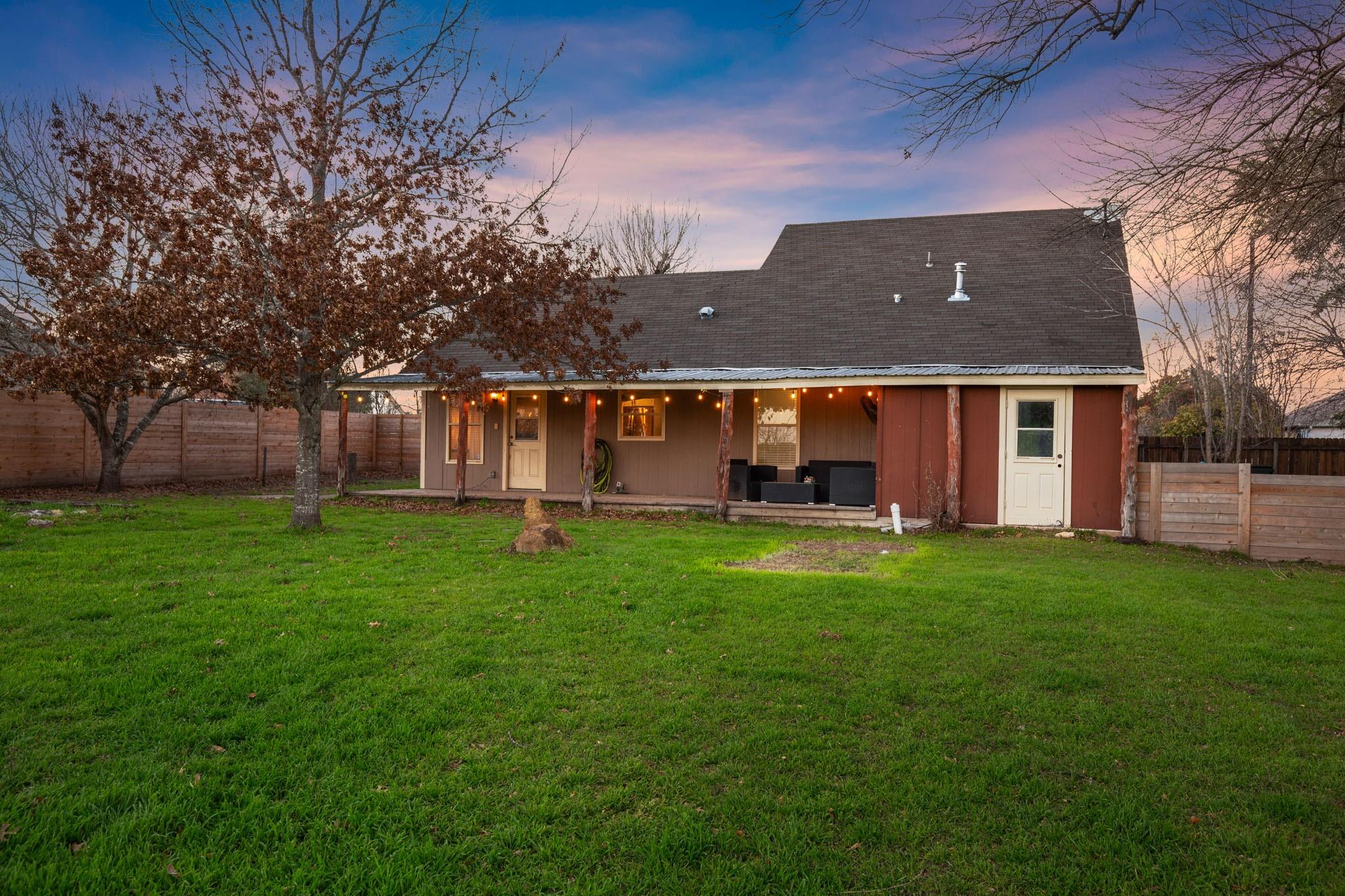 Photo 20 of 25 of 107 Saddle Blanket TRL house