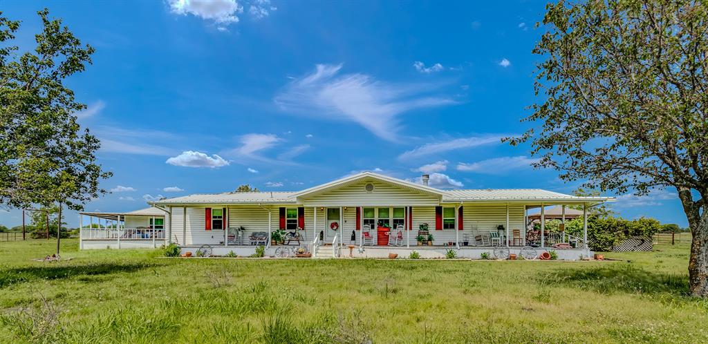 Photo 8 of 39 of 4052 County Road 2612 mobile home