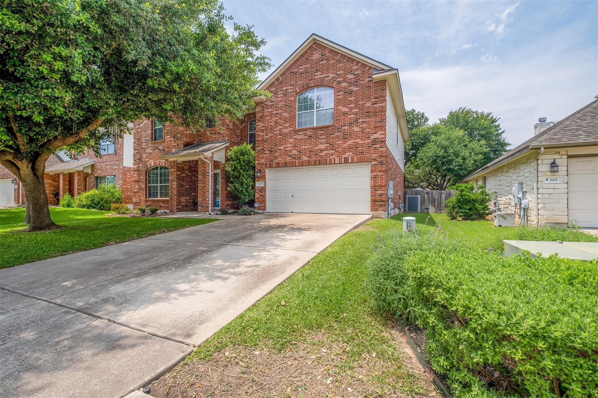 Photo 1 of 36 of 603 Pebblestone Walk DR house