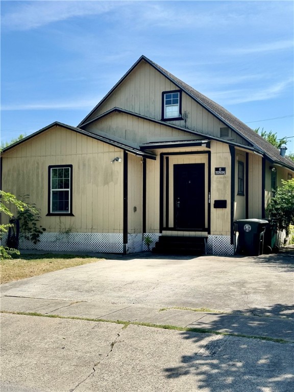 Photo 1 of 15 of 2737 Tarlton Street house