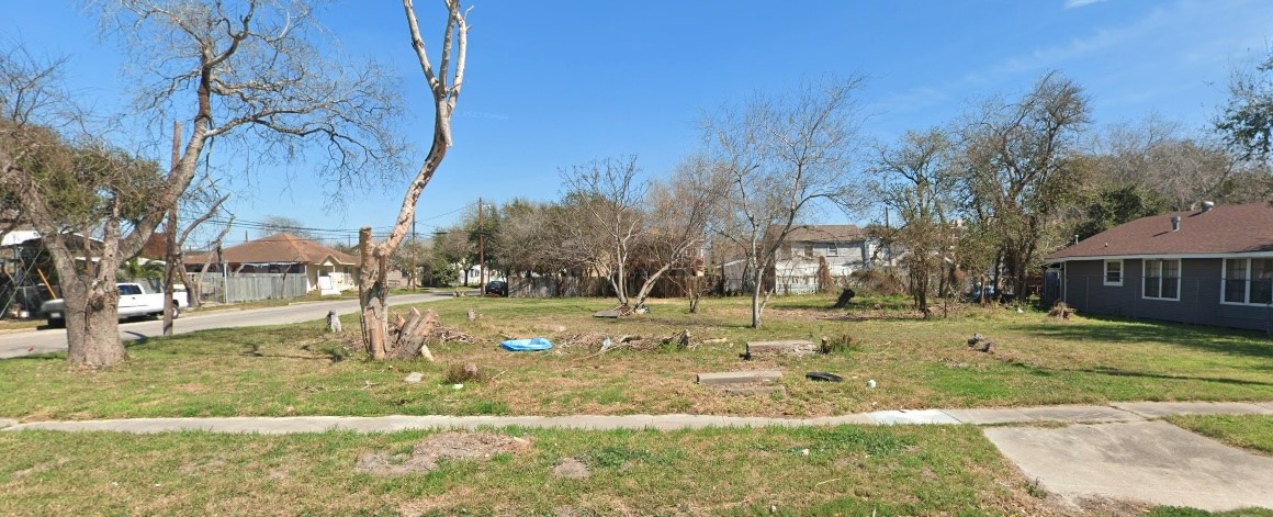 Photo 1 of 1 of 1016 12th Street land