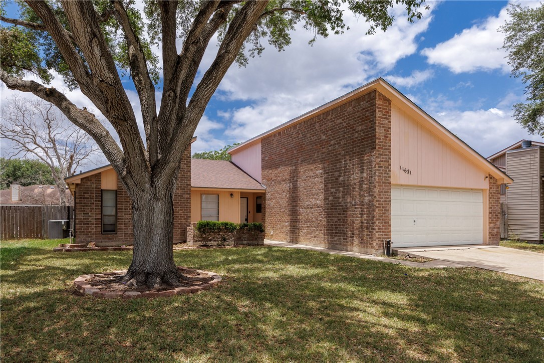 Photo 1 of 38 of 11621 Caliche Creek Drive house