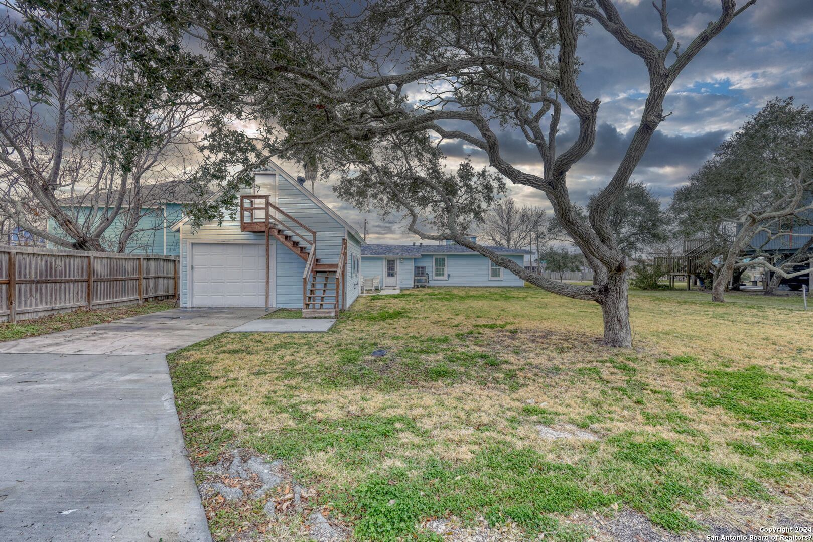 Photo 36 of 43 of 4034 Laguna Shores Rd house