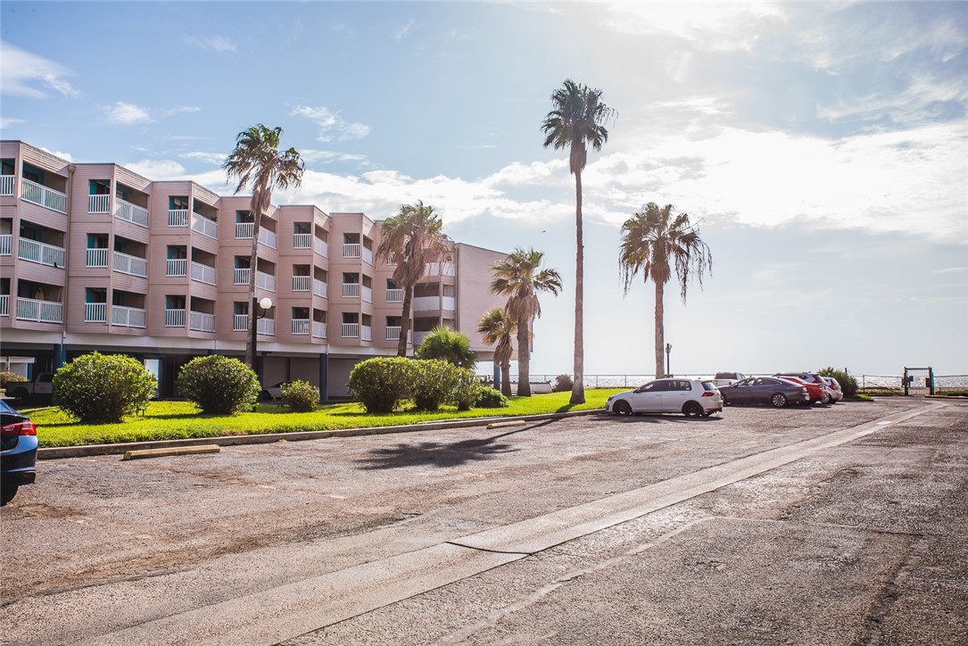 Photo 10 of 34 of 3938 Surfside Boulevard 1107 condo