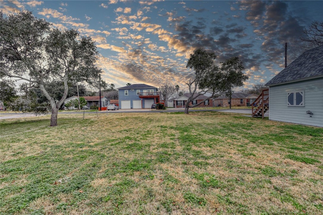 Photo 30 of 40 of 4034 Laguna Shores Road house