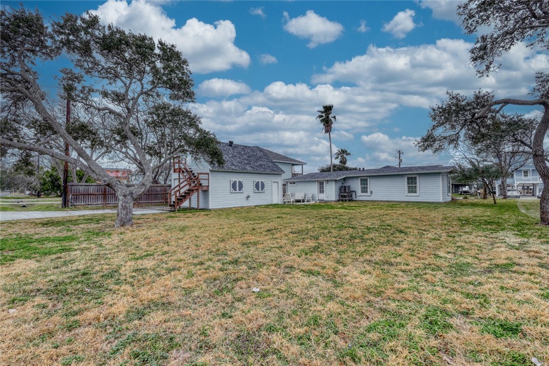 Photo 31 of 40 of 4034 Laguna Shores Road house