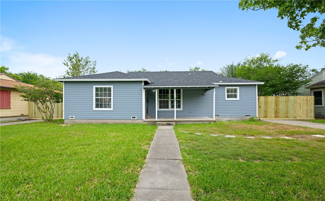 Photo 1 of 25 of 605 Indiana Avenue house