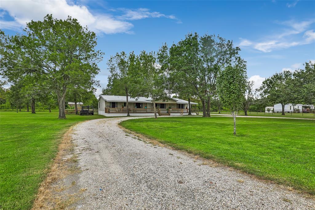 Photo 4 of 40 of 3410 Stables Lane mobile home