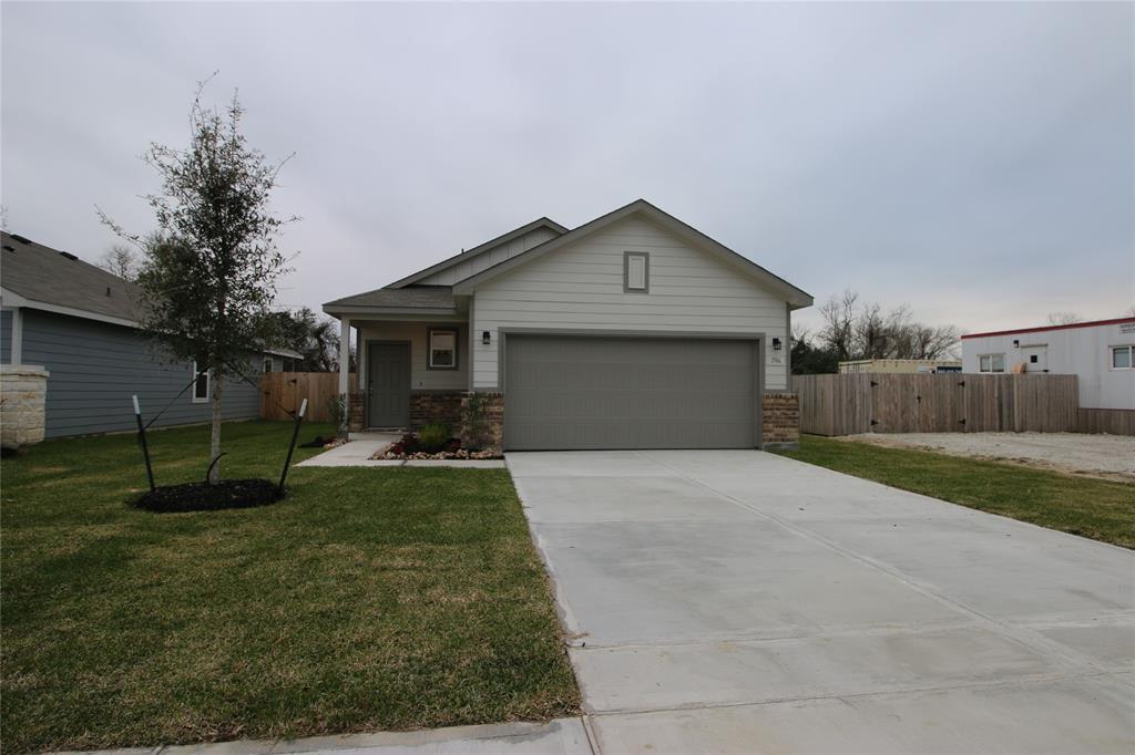 Photo 1 of 13 of 307 Century Farm Drive house