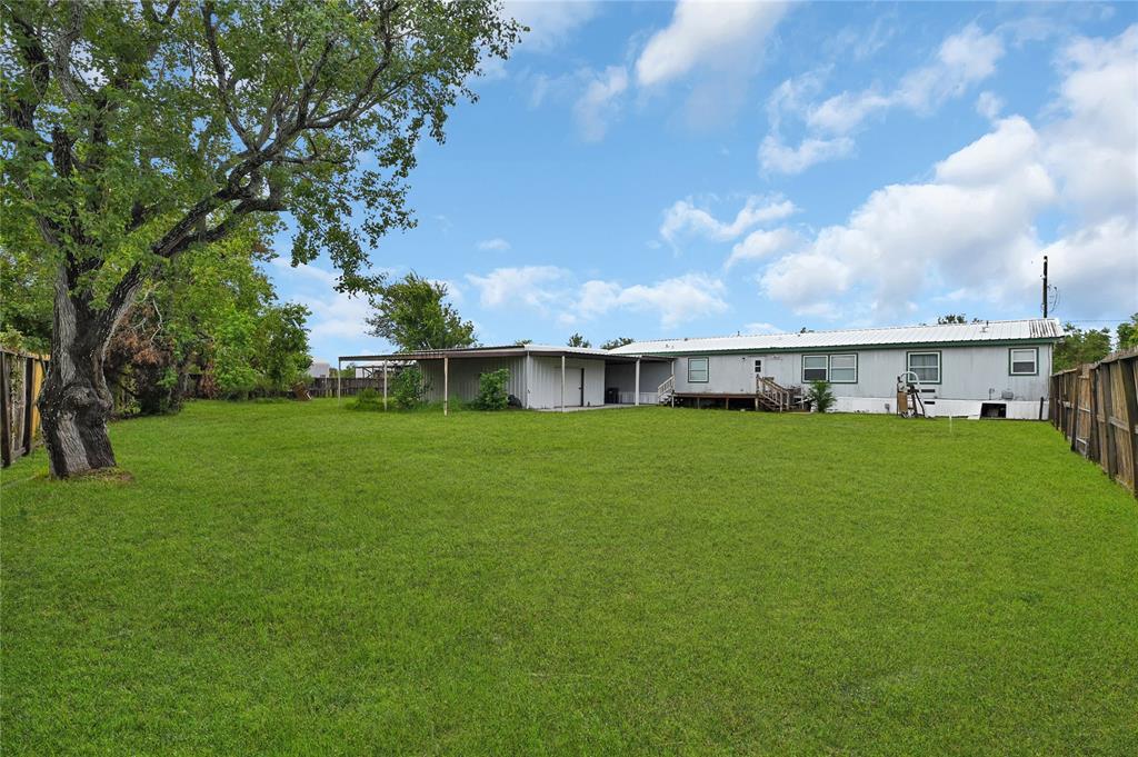 Photo 21 of 25 of 3507 Stables Lane mobile home