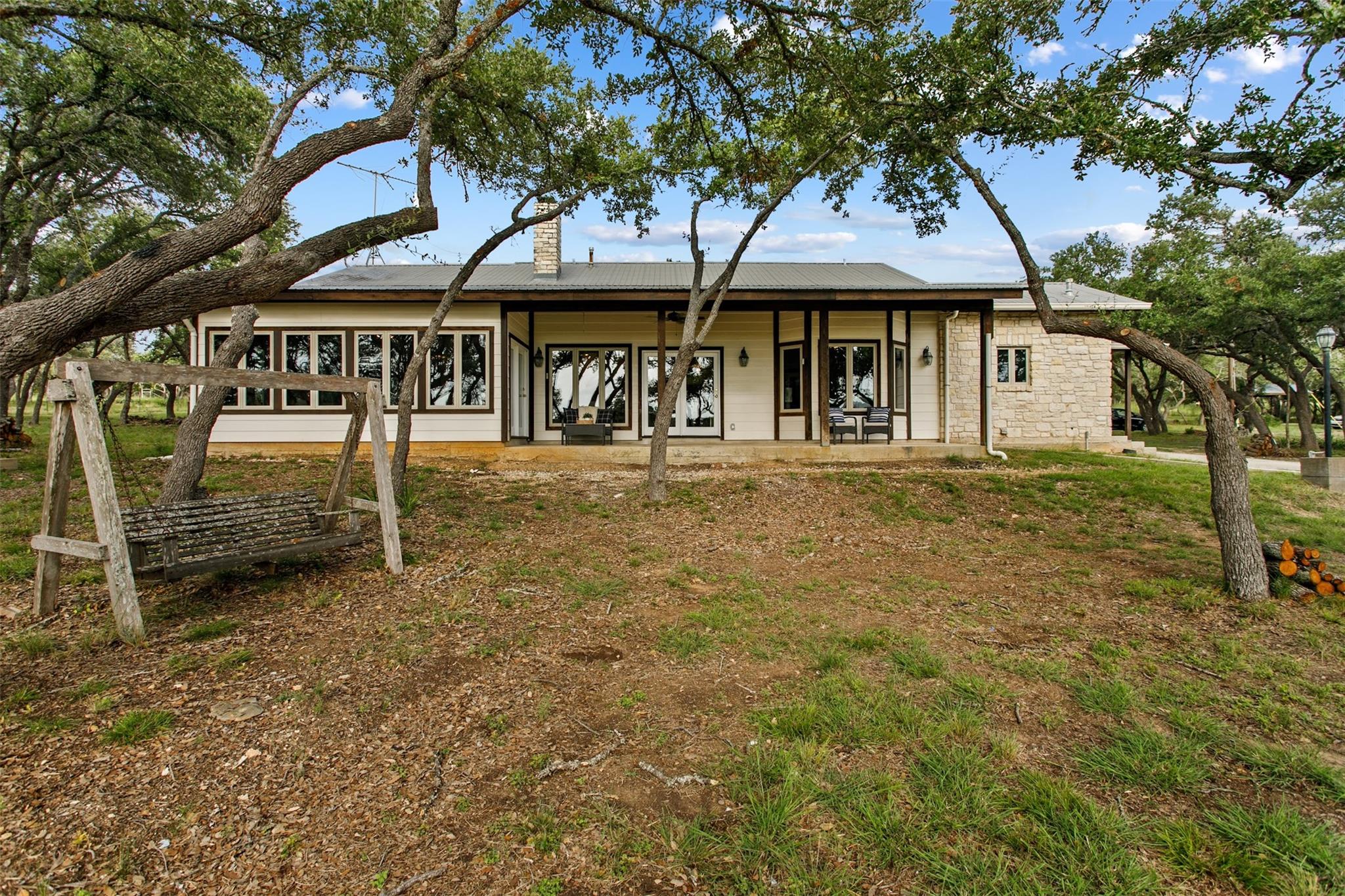 Photo 30 of 40 of 440 Leaning Oak TRL house