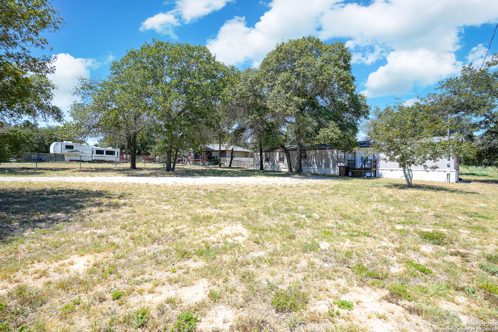 Photo 16 of 16 of 4523 NEW MATHIS RD mobile home