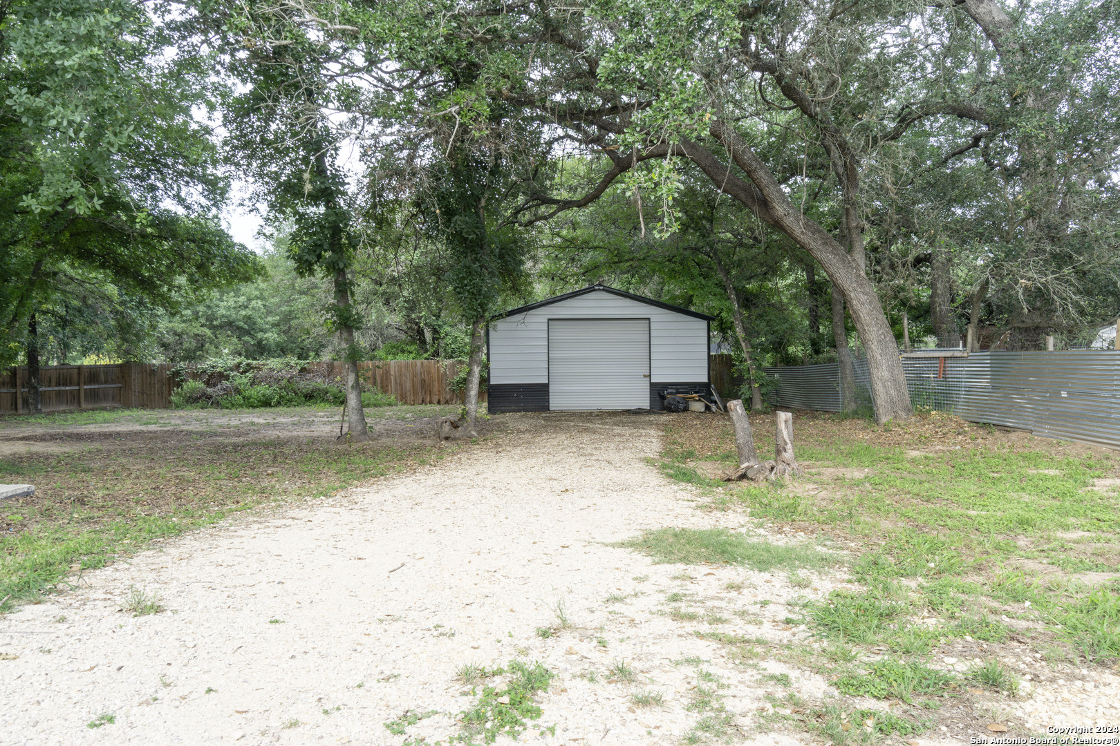 Photo 6 of 22 of 22950 fawn trail mobile home