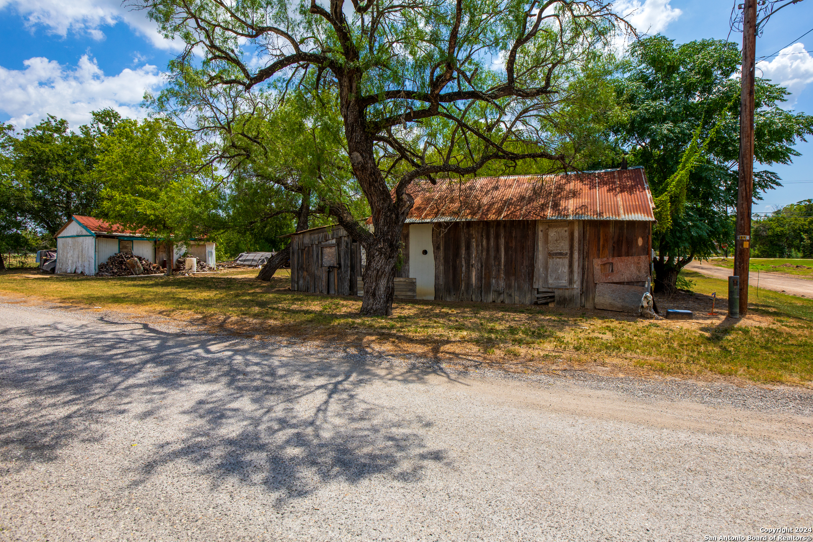 Photo 8 of 8 of 111 BEXAR land