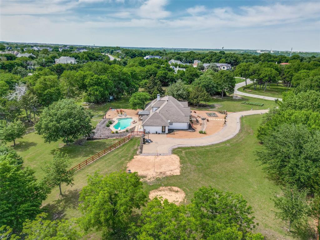 Photo 1 of 36 of 1180 Red Oak Trail house