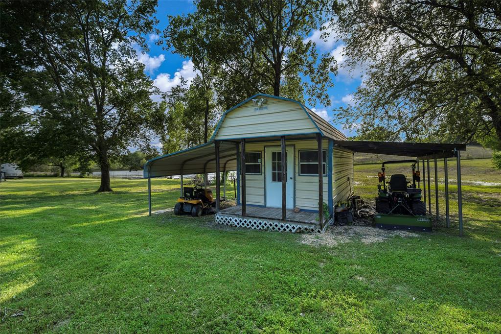 Photo 31 of 40 of 15936 County Road 566 house