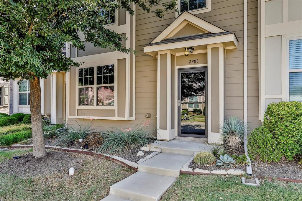 Photo 2 of 16 of 2908 Peyton Brook Drive townhome