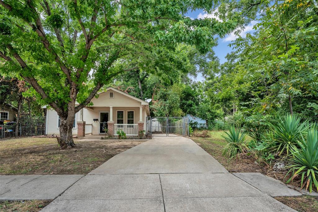 Photo 1 of 15 of 1713 Glenmore Avenue house